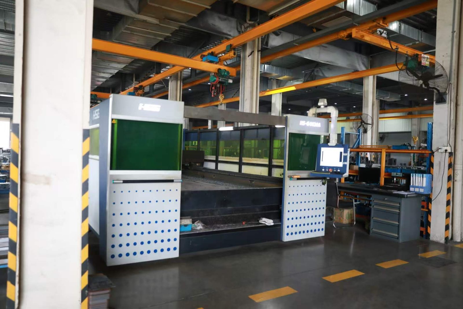 Factory production workshop10