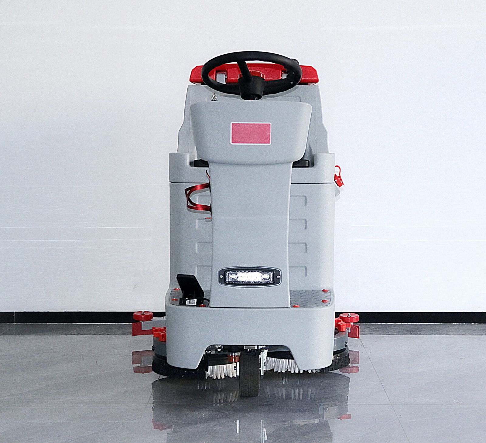 JD-X660 dual brush ride-on floor scrubber - Image 2
