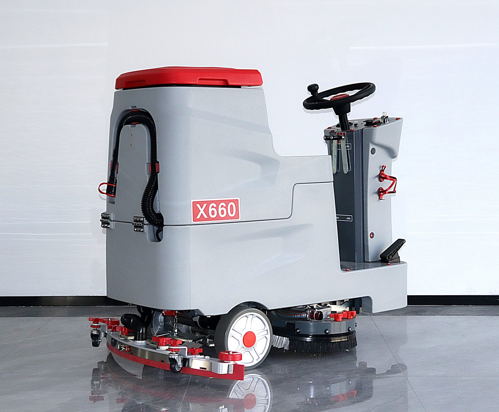 JD-X660 dual brush ride-on floor scrubber - Image 4