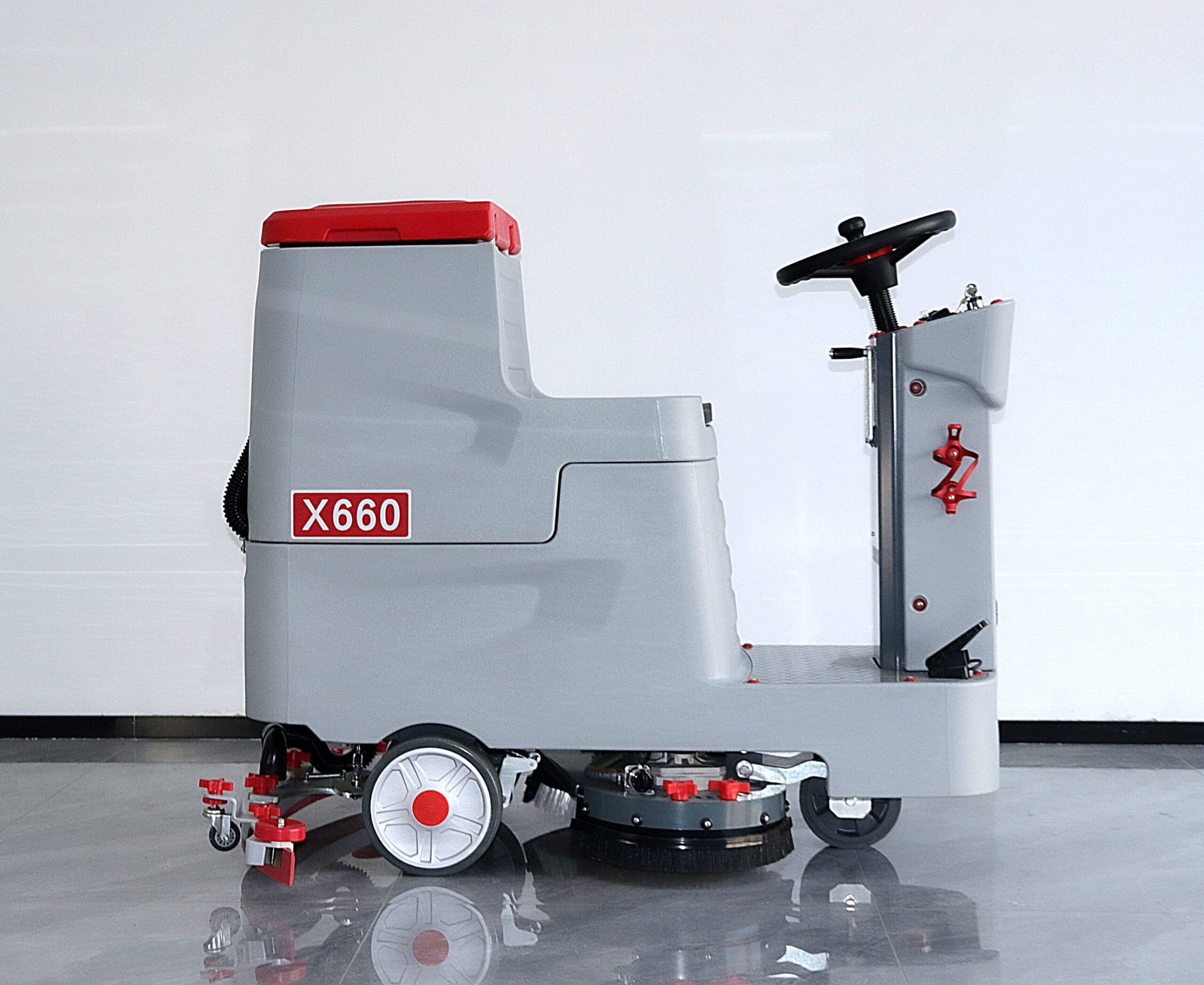 JD-X660 dual brush ride-on floor scrubber - Image 5